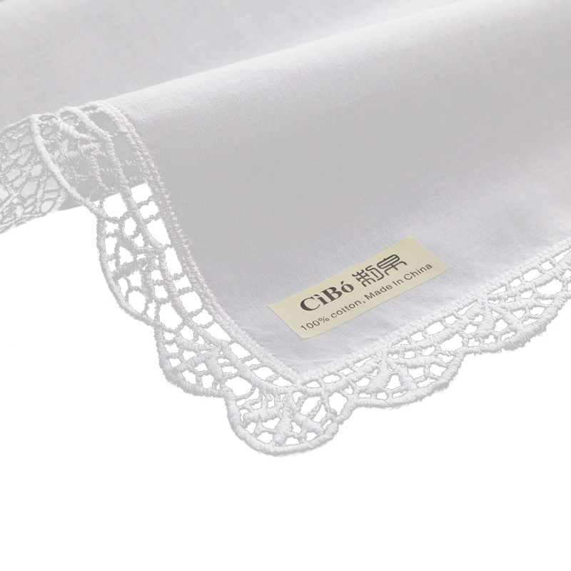 Monogrammed Handkerchief - D003 ホワイト 100% コットン 100枚入り レースハンカチ