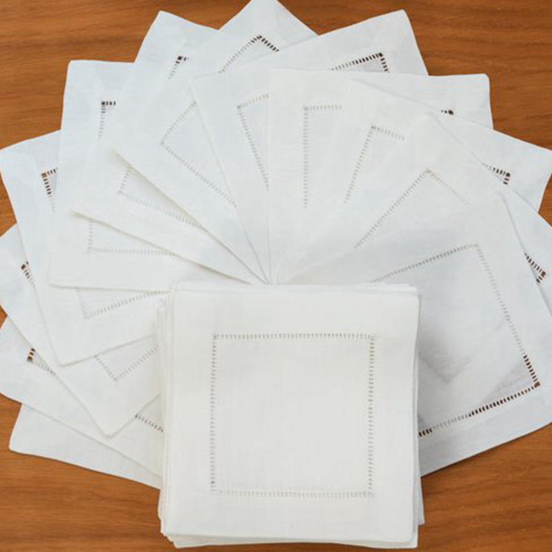 Monogrammed Handkerchief - カクテルナプキン,結婚式のテーブルクロス,テーブルナプキン,生地,コットン,ディナーナプキン,12個
