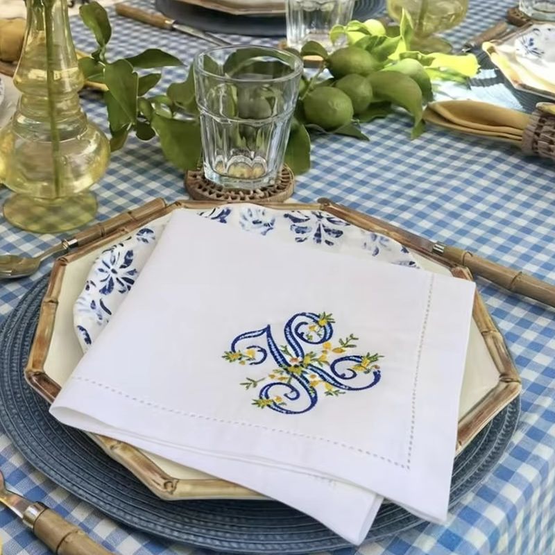 新入荷 100%ピュアリネン レモン刺繍モノグラムナプキン、 - Monogrammed Handkerchief のレビューと価格