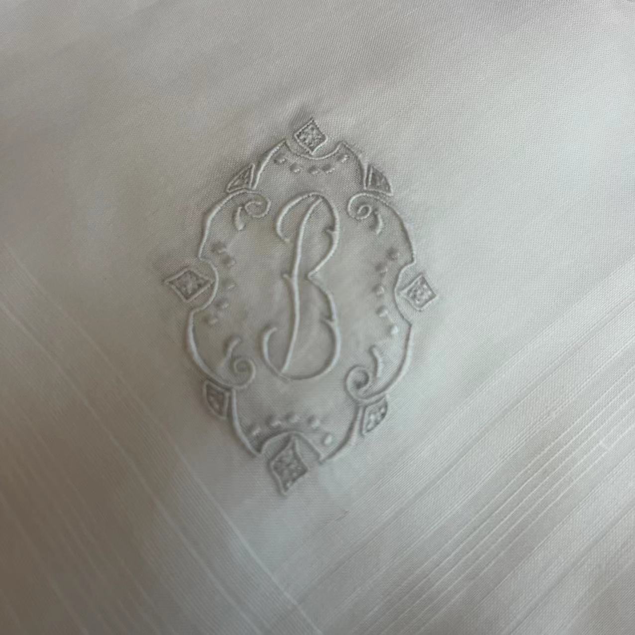 エレガントな純粋なリネンハンカチ、手描きの刺ogramモノグ - Monogrammed Handkerchief のレビューと価格