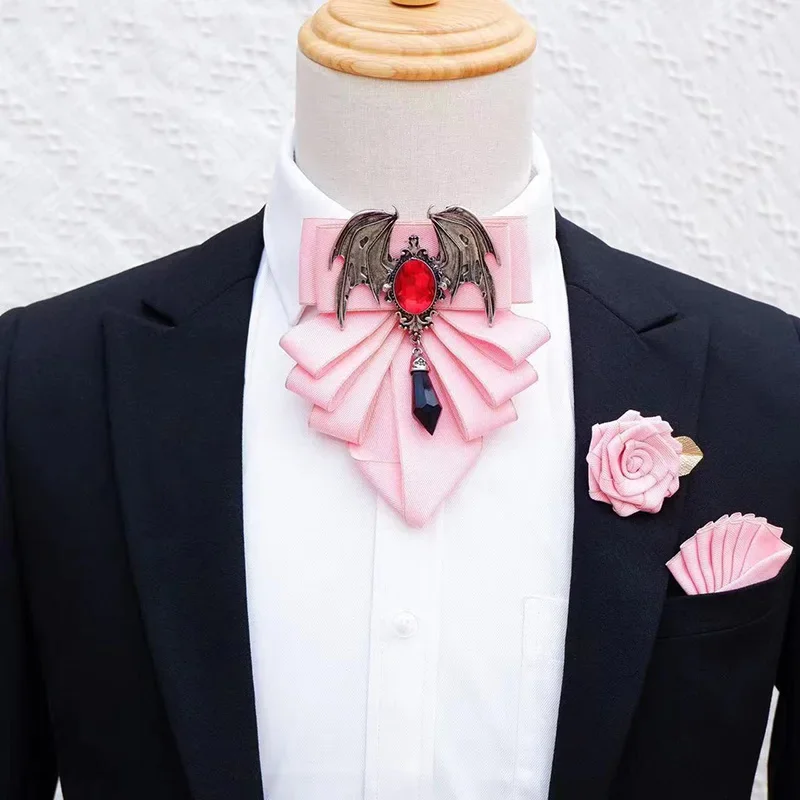 男性用の英国スタイルのボウブローチセット,花の襟付きのフォー - Men'S Formal Wear Bow Ties のレビューと価格