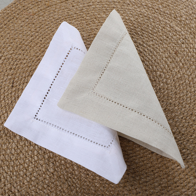 50枚セット ホワイトリネンヘムステッチカクテルコースター  - Monogrammed Handkerchief のレビューと価格